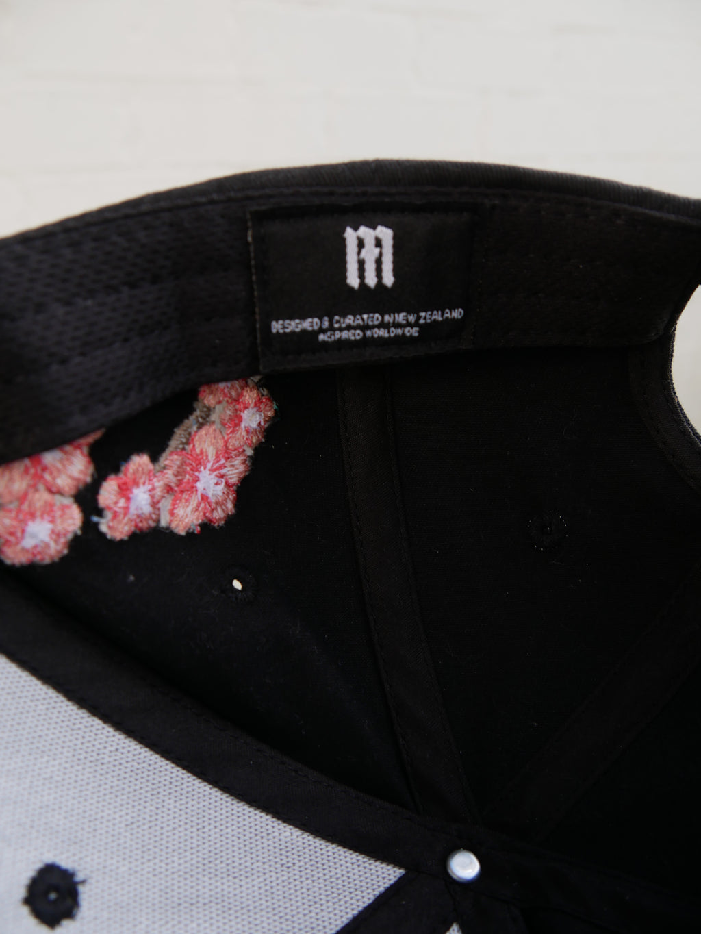 SAKURA BASEBALL CAP [ Pre-Order ]